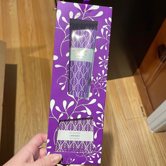 Spa luxetique lavender hand cream and 3 and 1 bar soap NIB - Picture 1 of 3